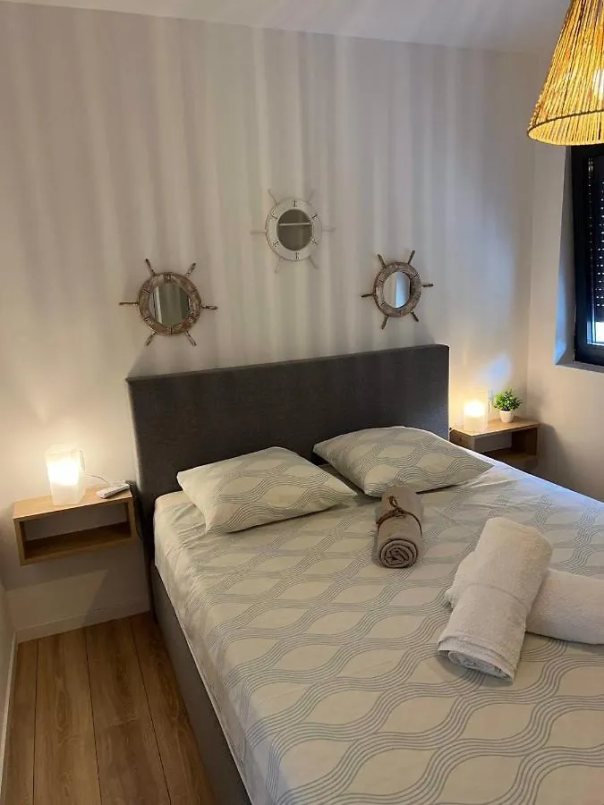 Apartments In Dramalj 42936