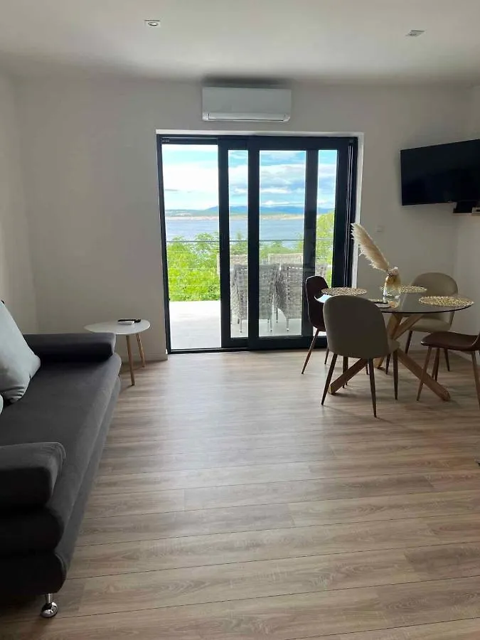 Apartments In Dramalj 42936